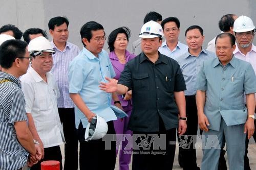 Phó Thủ tướng Hoàng Trung Hải thăm và làm việc tại Bạc Liêu, Cà Mau - ảnh 1